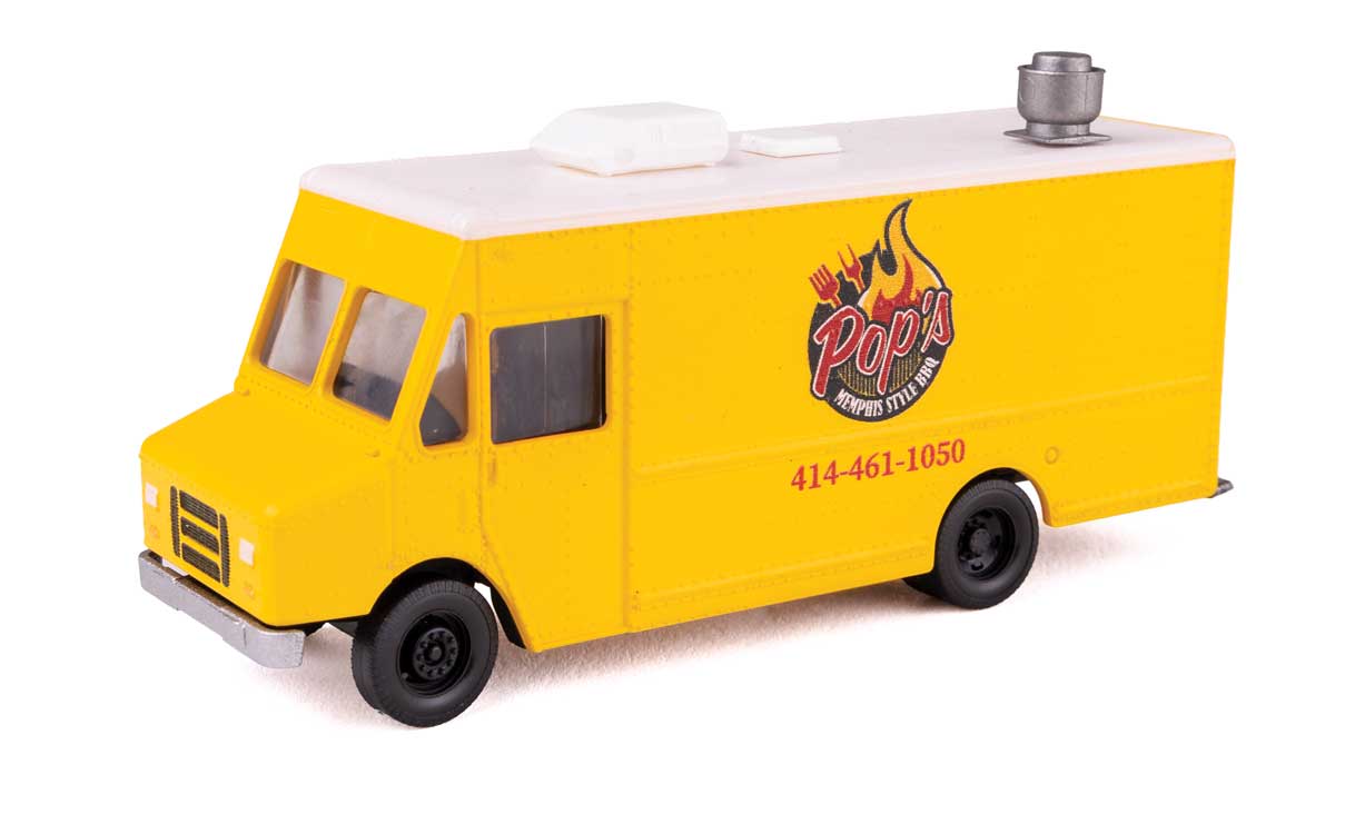 Walthers SceneMaster 12114 HO Scale Morgan Olson(R) Route Star Van - BBQ Food Truck