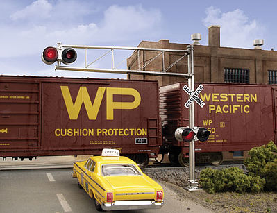 Walthers SceneMaster 4332 HO Scale HO Post-1960s Cantilever Grade Signal Single-Lane