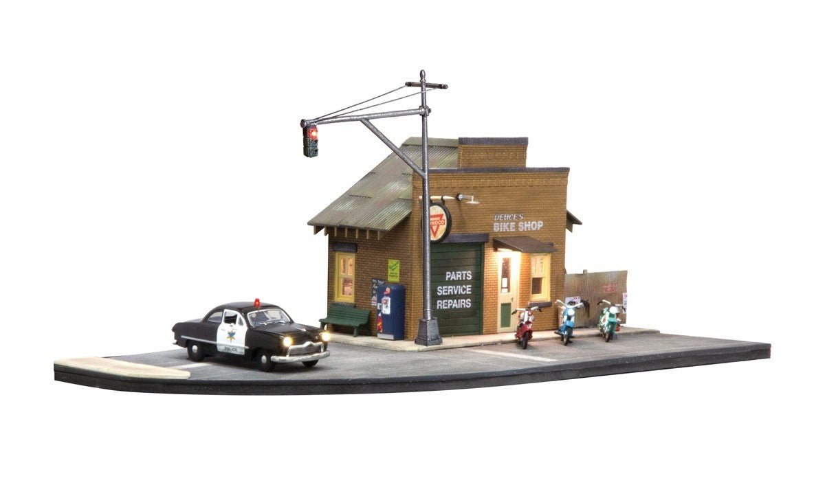 Woodland Scenics JP5666 O Scale Mast Arm Traffic Lights - Oakville Model Trains Depot