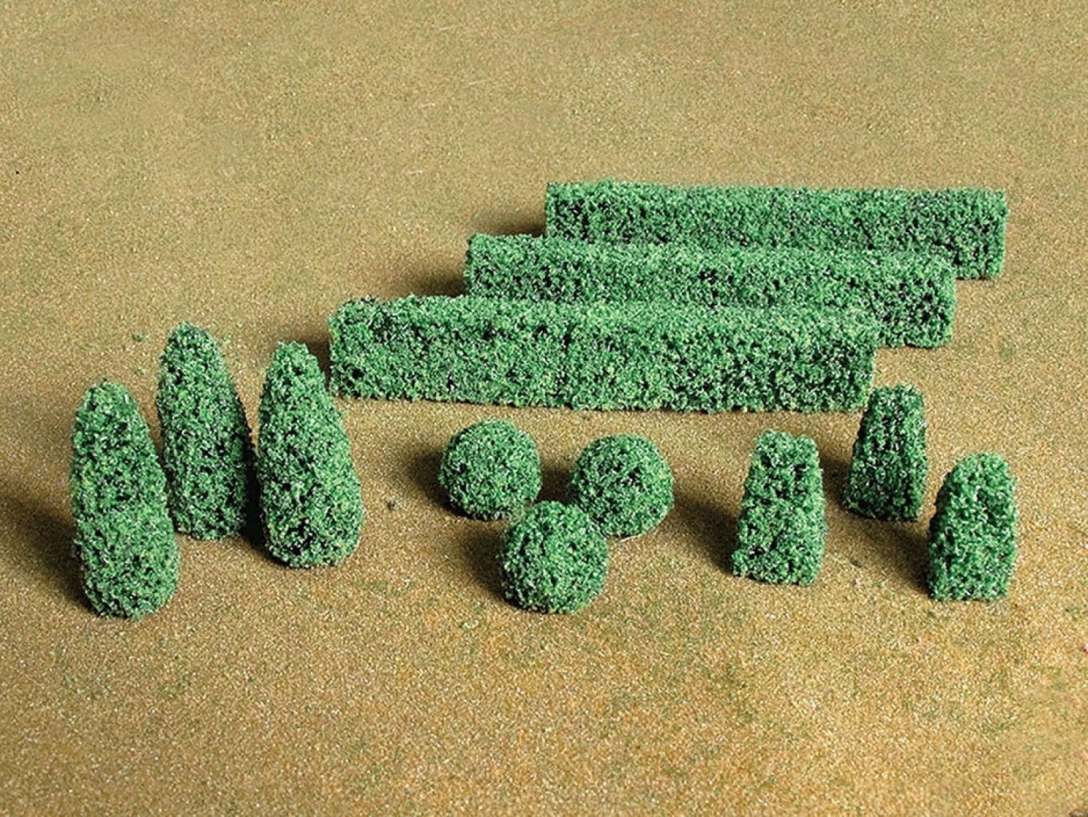 Bachmann 32504 HO Scale Boxwood Plants - 35/pkg - Oakville Model Trains Depot