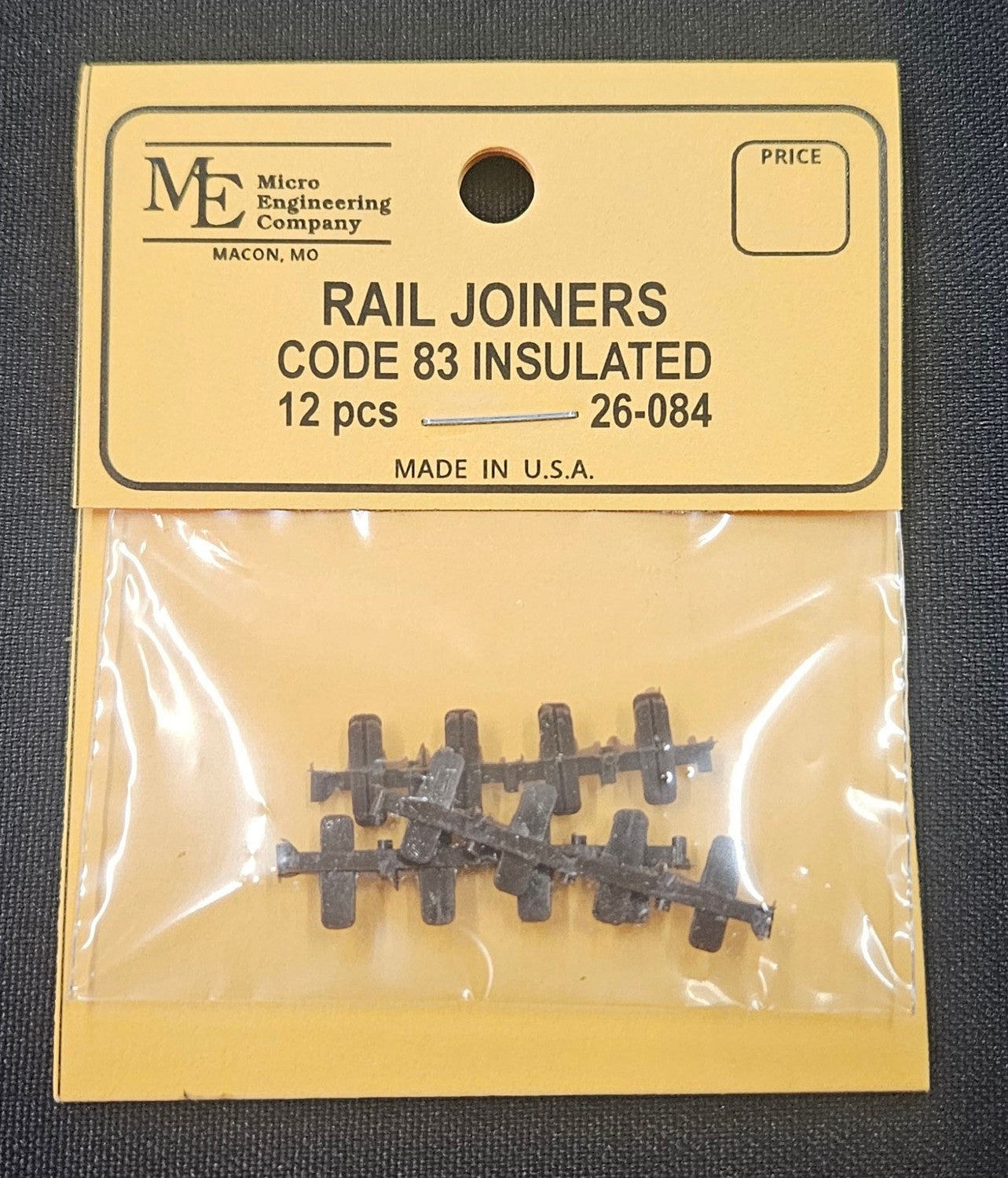 Micro Engineering 26-084 HO Scale Code 83 Plastic Insulated Rail Joiners - 12pcs