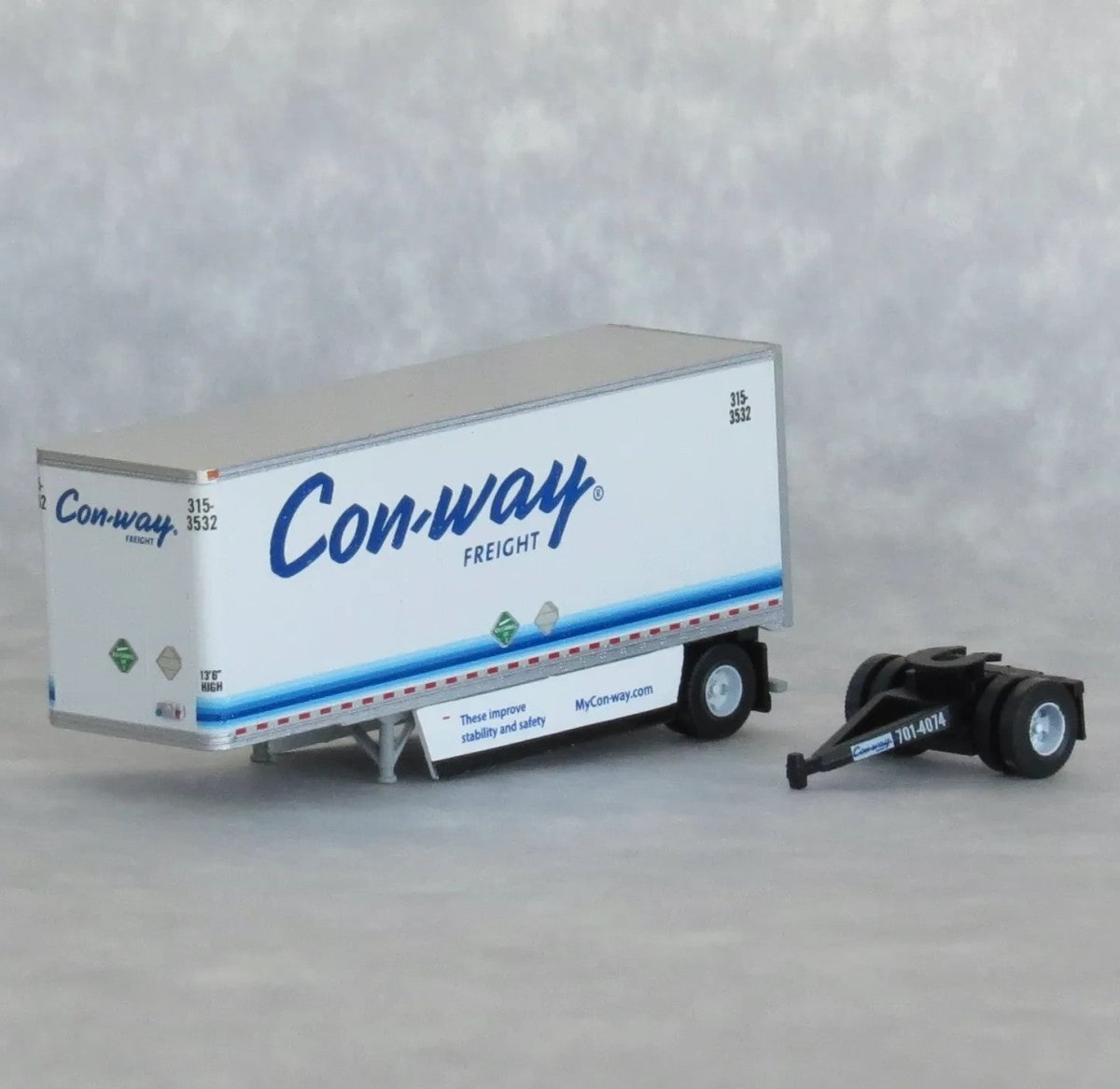TrainWorx 42891 - 07 N Scale Con - way Freight 28' Pup Van Trailer + Converter Dolly (LTL Doubles) - Oakville Model Trains Depot