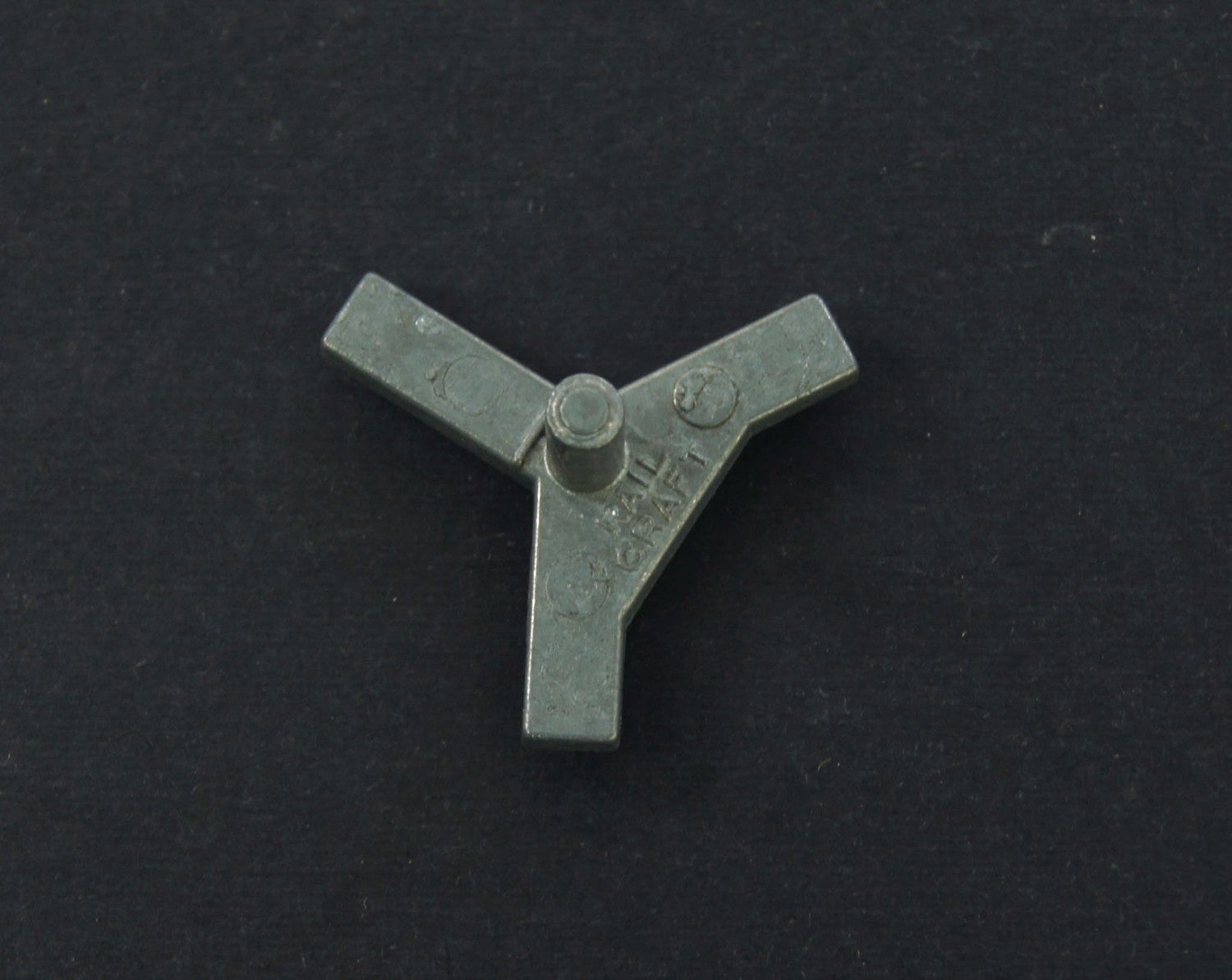 Micro Engineering 42-102 HO/On30 Scale Code 83 Track Gauge
