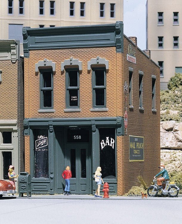 DPM 10100 HO Scale Kelly's Saloon Building Kit (Old West Storefront) - Oakville Model Trains Depot