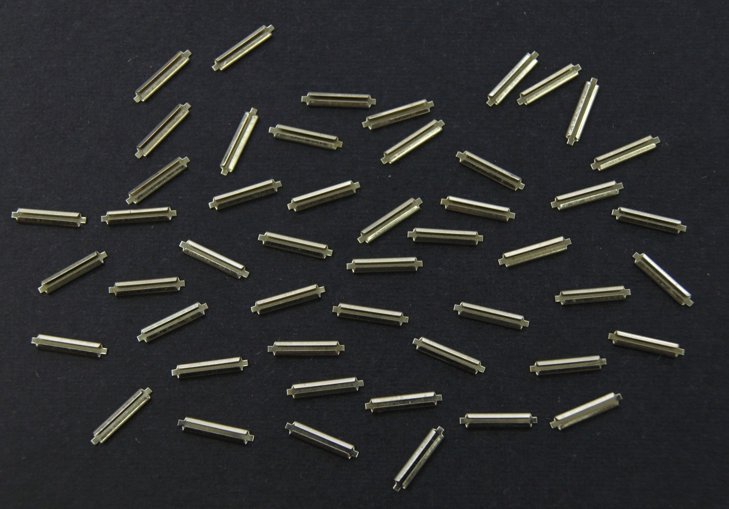 Micro Engineering 26-055 HO/N Scale Code 55 Rail Joiners - 50pcs