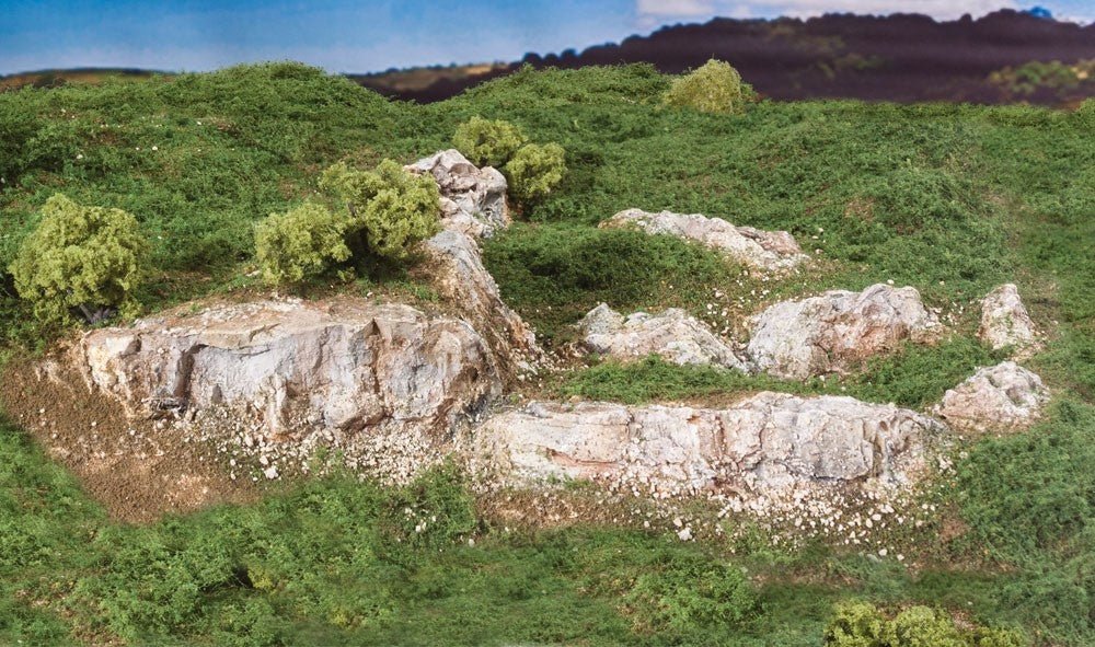 Woodland Scenics 1139 Outcropping Ready Rocks 13pcs - Oakville Model Trains Depot