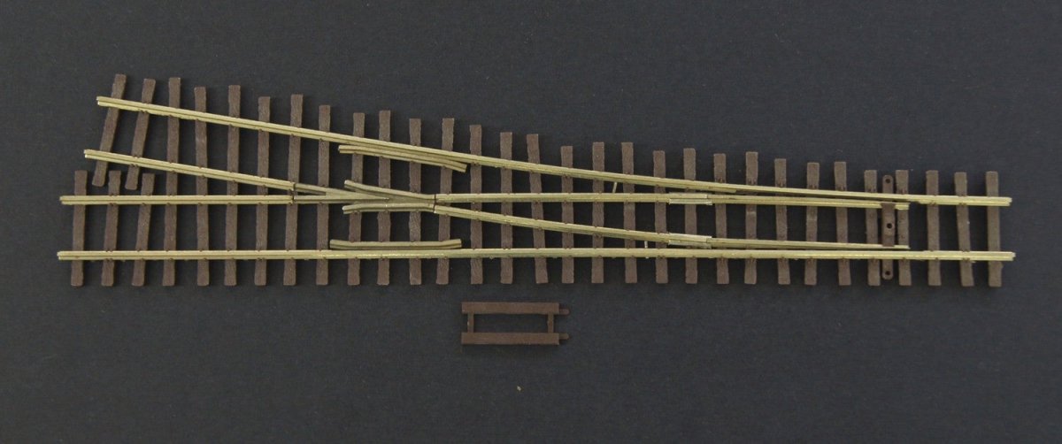 Micro Engineering 15 - 106 HOn3 Scale Code 70 6 Right - Hand Turnout (DCC - Friendly) - Oakville Model Trains Depot