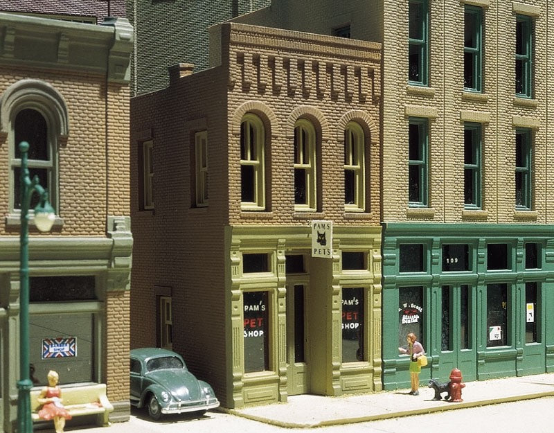 Woodland Scenics DPM 20200 HO Scale Pam's Pet Shop Building Kit