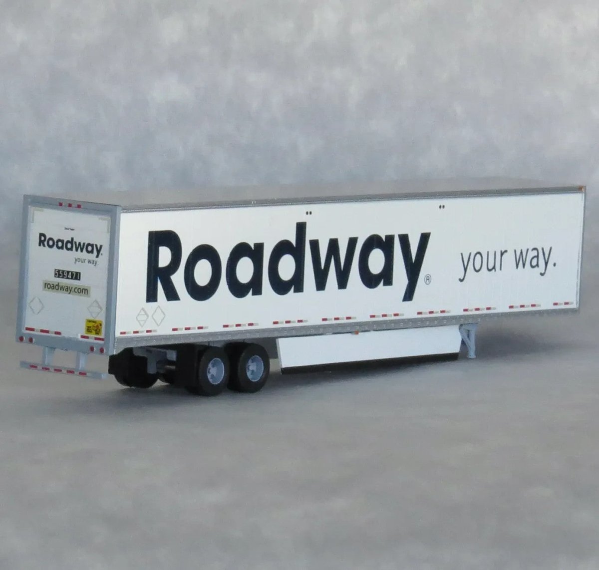 TrainWorx 45384 - 09 N Scale Roadway Express 53' Highway Trailer 560545 - Oakville Model Trains Depot