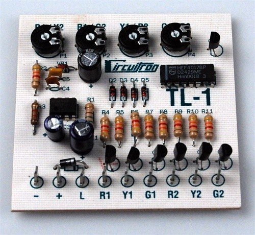 Circuitron 5820 TL - 1 Traffic Light Controller (4 - Way Intersection Sequencer) - Oakville Model Trains Depot