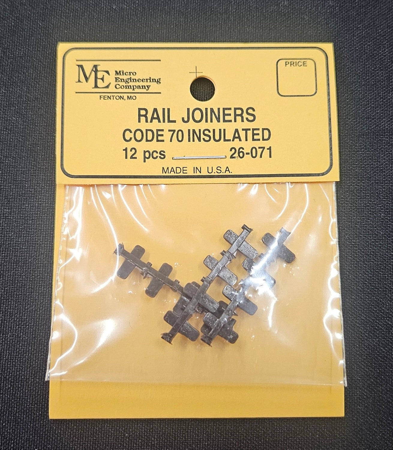 Micro Engineering 26-071 HO Scale Code 70 Insulated Rail Joiners - 12pcs