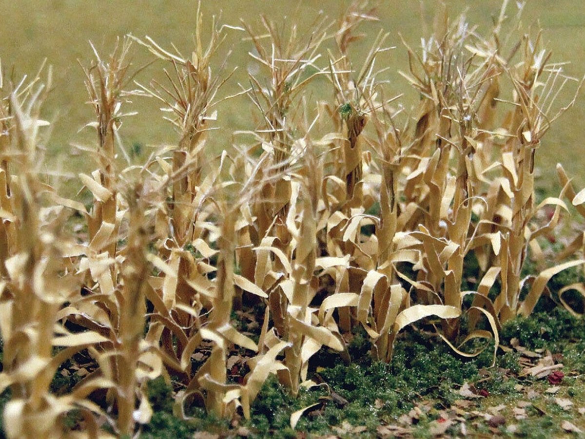 Bachmann 32503 HO Scale Dried Corn Stalks - 30/pkg - Oakville Model Trains Depot