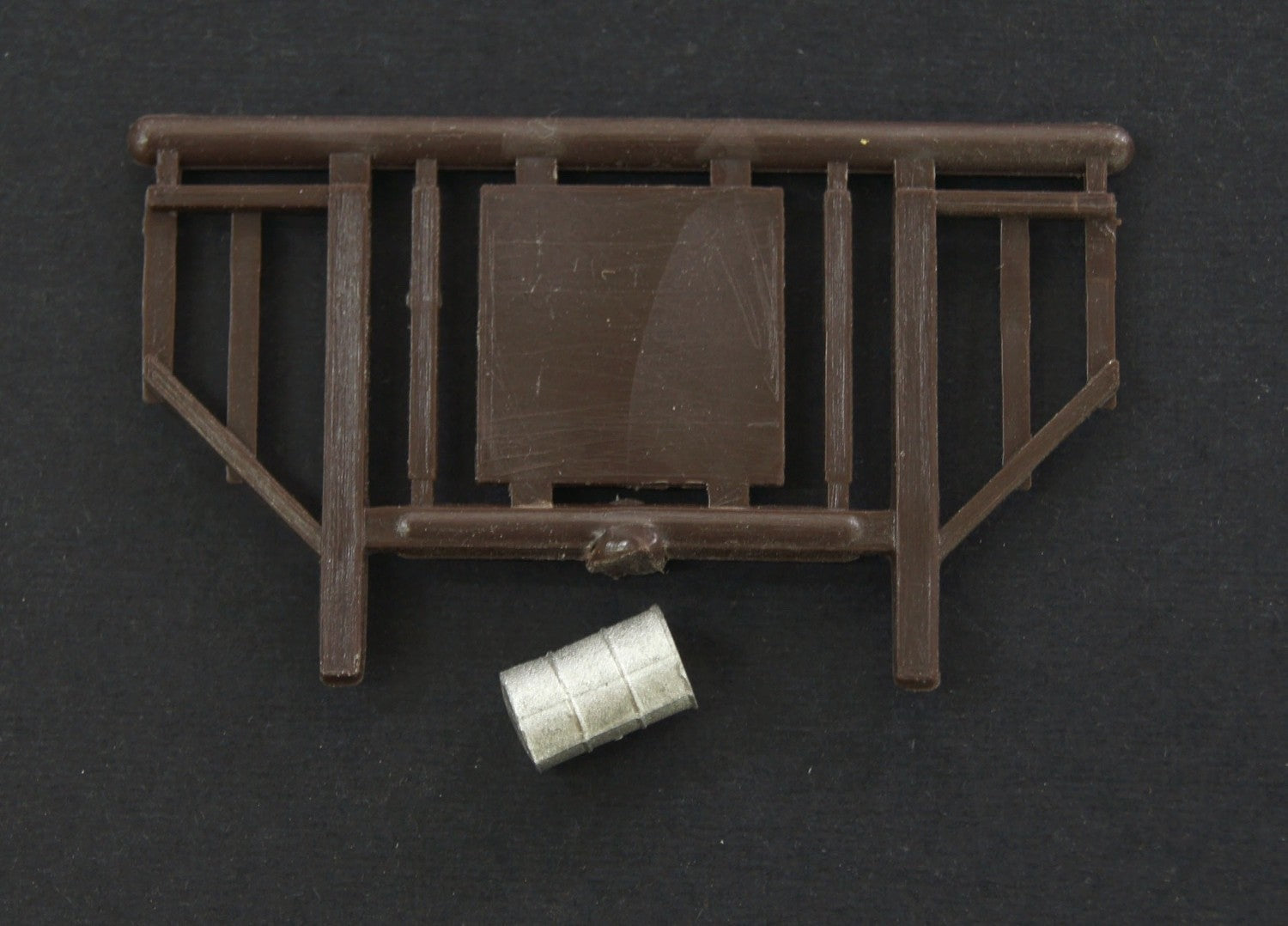 Micro Engineering 80-174 HO Scale Barrell Platform