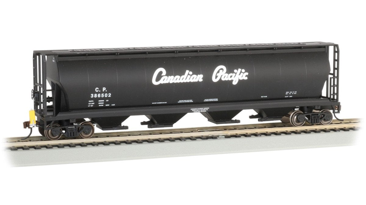 Bachmann 73804 HO Scale Cylindrical Covered Grain w/ EOT Flasher - CP 386502 - Oakville Model Trains Depot
