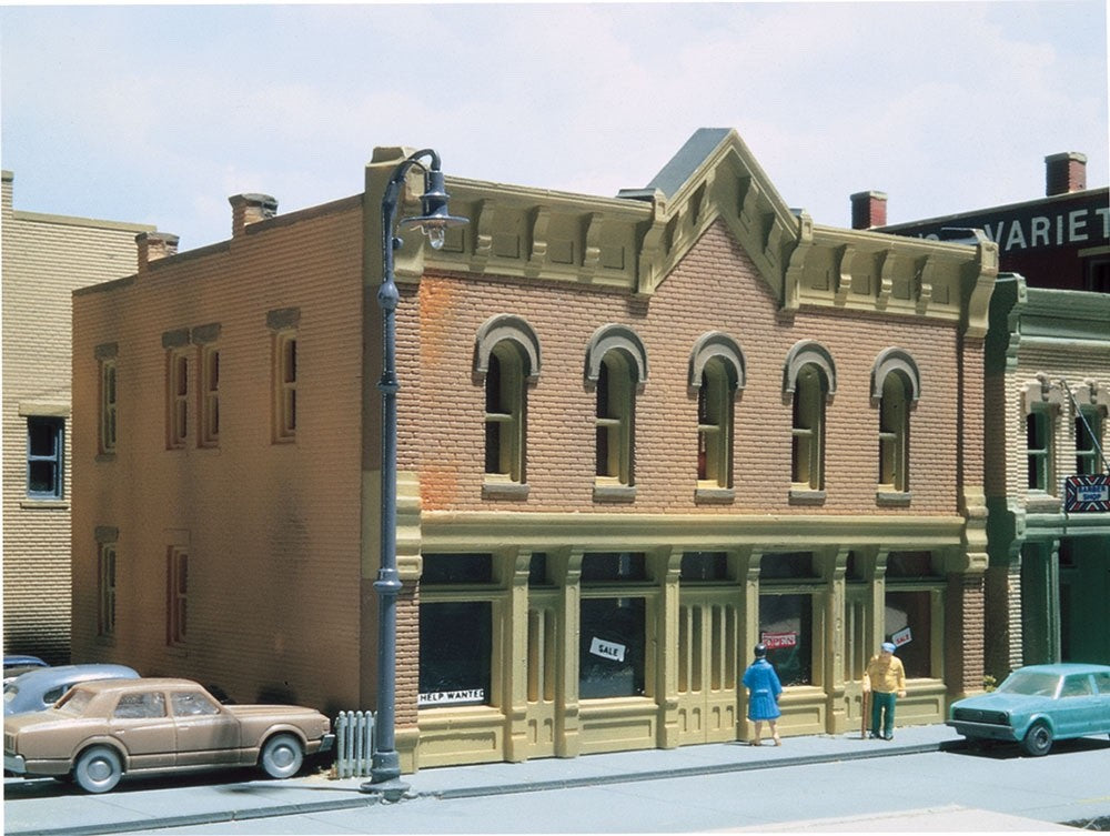 Woodland Scenics DPM 51400 N Scale Erik's Emporium Building Kit