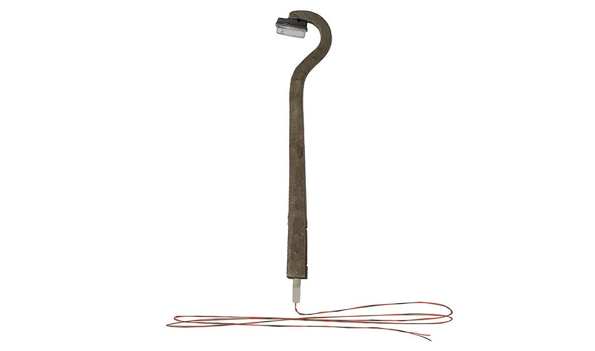 Woodland Scenics JP5677 OO/HO Scale Concrete Lamp - Oakville Model Trains Depot
