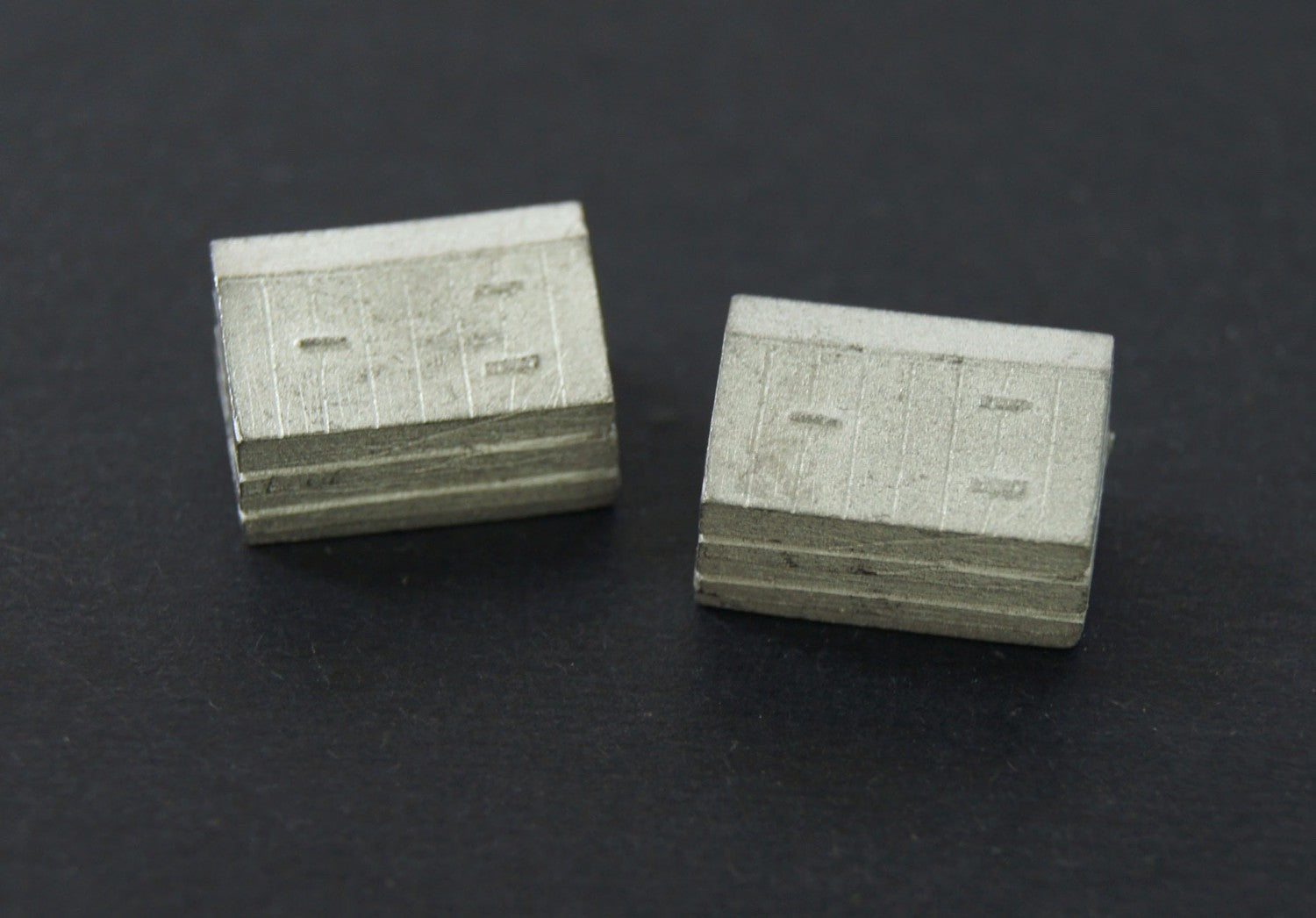 Micro Engineering 80–155 N Scale Coal Box - 2pcs