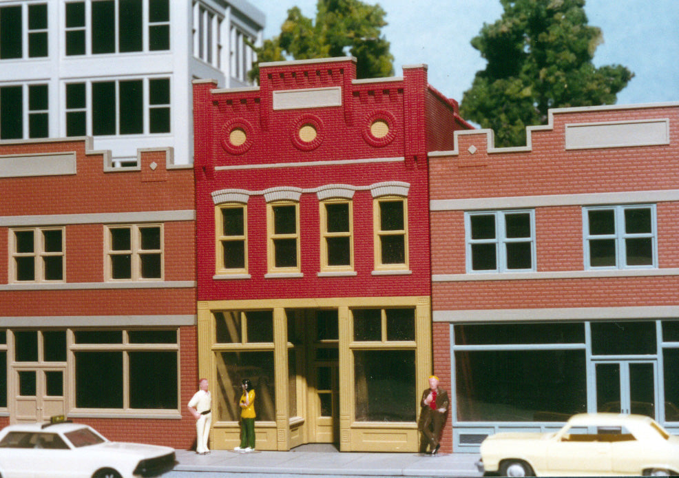 Smalltown USA 6002 Tony's Gym HO scale building kit