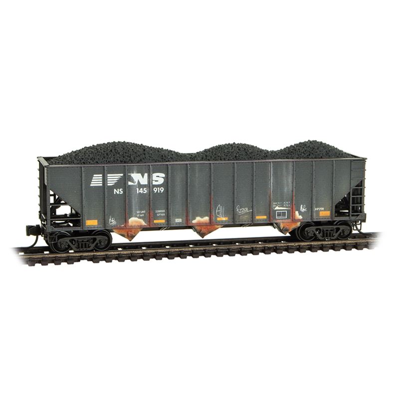 Micro-Trains 983 105 111 N scale Norfolk Southern Weathered 2-Pack 100-Ton 3-Bay Open Hopper with Coal Load — side B