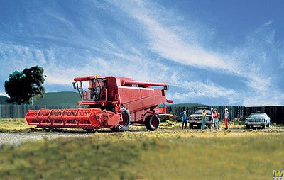 Walthers SceneMaster 11003 HO Scale Farm Combine - Kit
