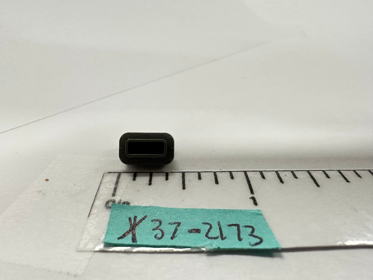 KATO X37-2173G HO Scale Exhaust Stack (Gray) for P42 Genesis - 1 each