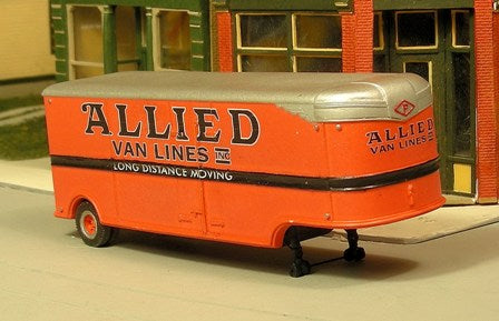 T-007-2 1941-46 32' Fruehauf Aerovan w/ Allied Decals