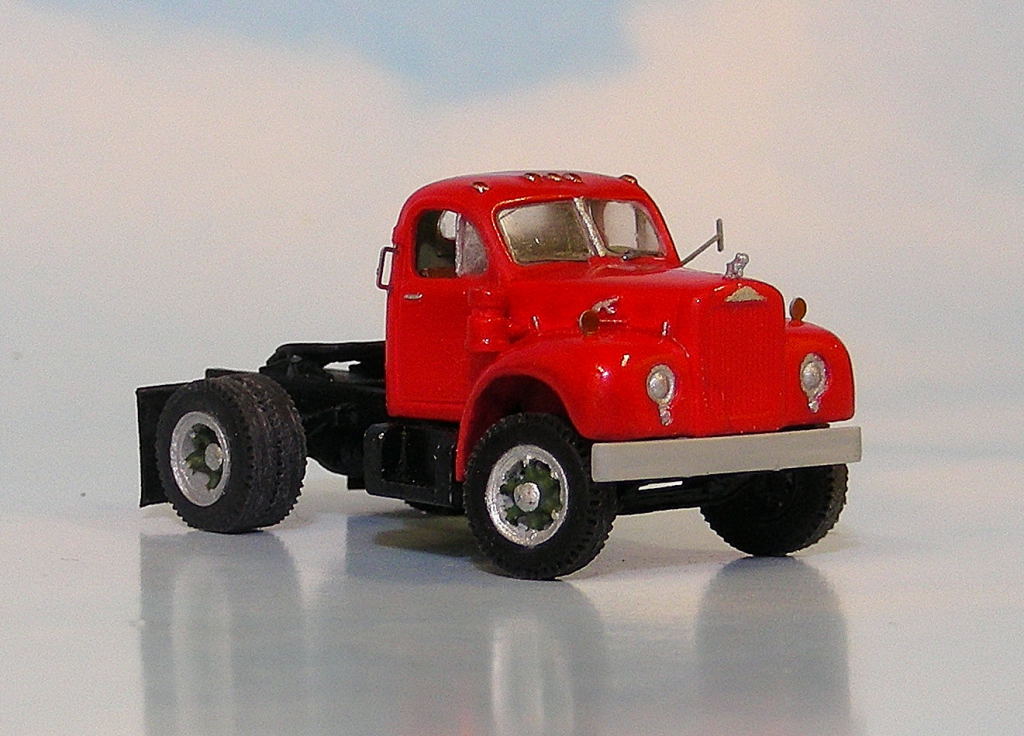 V-096 1957-65 Mack B-67 Single Axle Day Cab Tractor