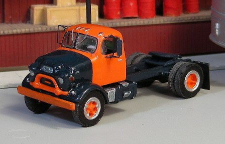 V-182 1958-62 GMC 860 Single Axle Day Cab Tractor
