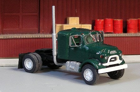 V-183 1958-62 GMC 860 Single Axle Sleeper Cab Tractor