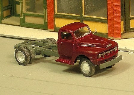 V-276 1952 Ford Long Wheelbase Cab & Chassis