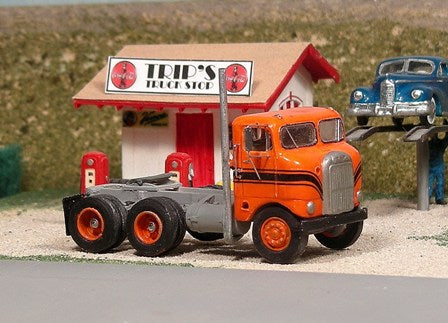 V-361 1951-55 White Freightliner Short Wheelbase Tandem Axle Day Cab Tractor