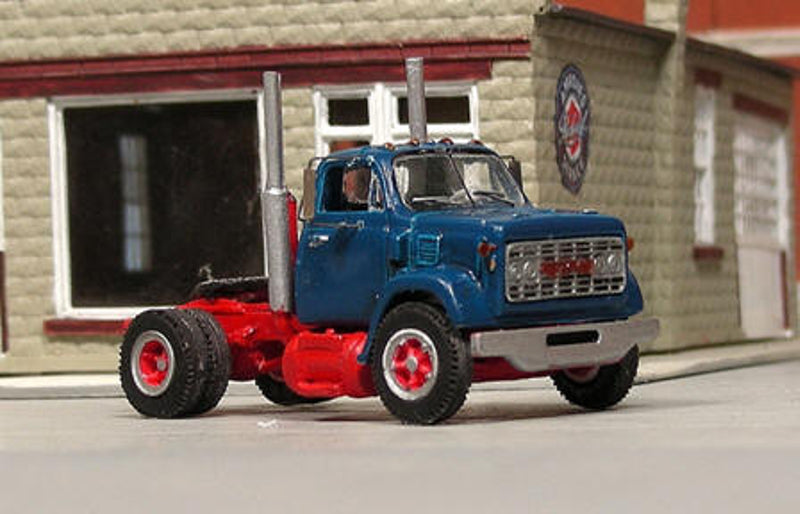 V-381 1966-77 GMC 9500 Low Mount Single Axle Day Cab Tractor