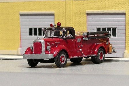 V-391 1950-56 Mack L Model Closed Cab Pumper - Fire Truck