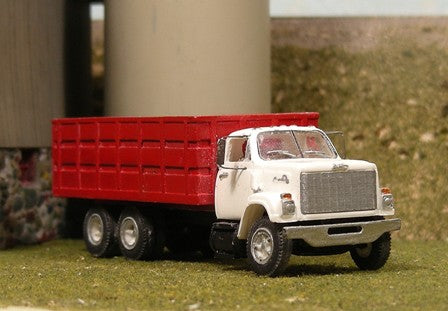V-405 1977-89 High Hood Brigadier Tandem Grain Truck