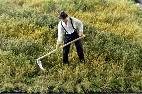 Martin Welberg PW264 2-6mm Fall Multi-Layered Tufts with Weeds
