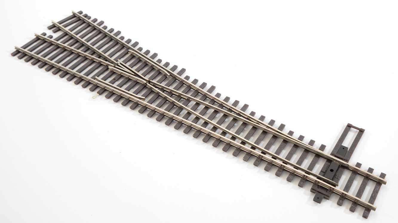 WalthersTrack 83016 HO Scale Code 83 Nickel Silver DCC Friendly Number 5 Turnout - Right Hand
