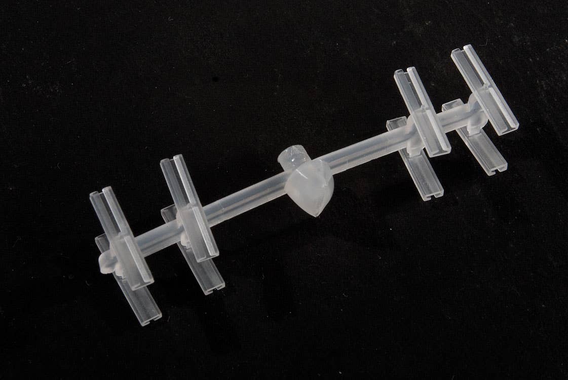 WalthersTrack 83104 HO Scale Code 83 or 100 Insulated Rail Joiners - pkg(24)