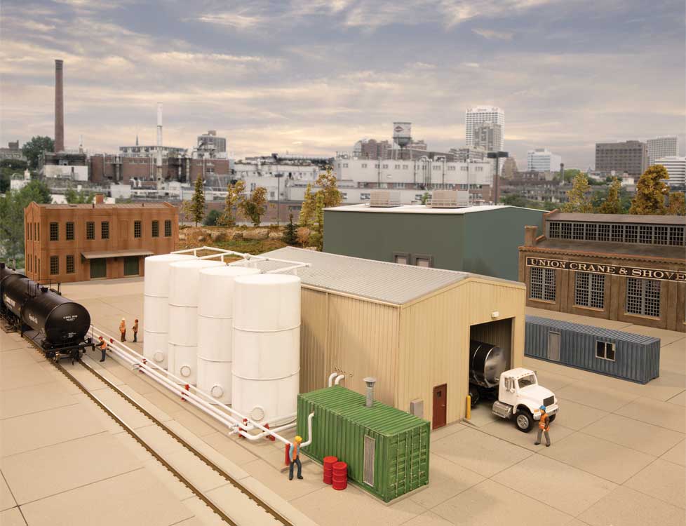 Walthers Cornerstone 4181 HO Scale Corn Syrup Transfer - Transload Facility - Kit