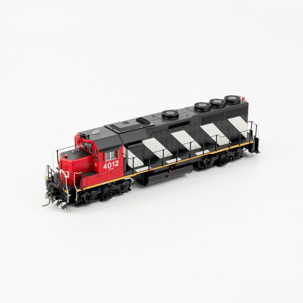 Rapido 40504 HO EMD GP40 CN Stripes #4012 model photo