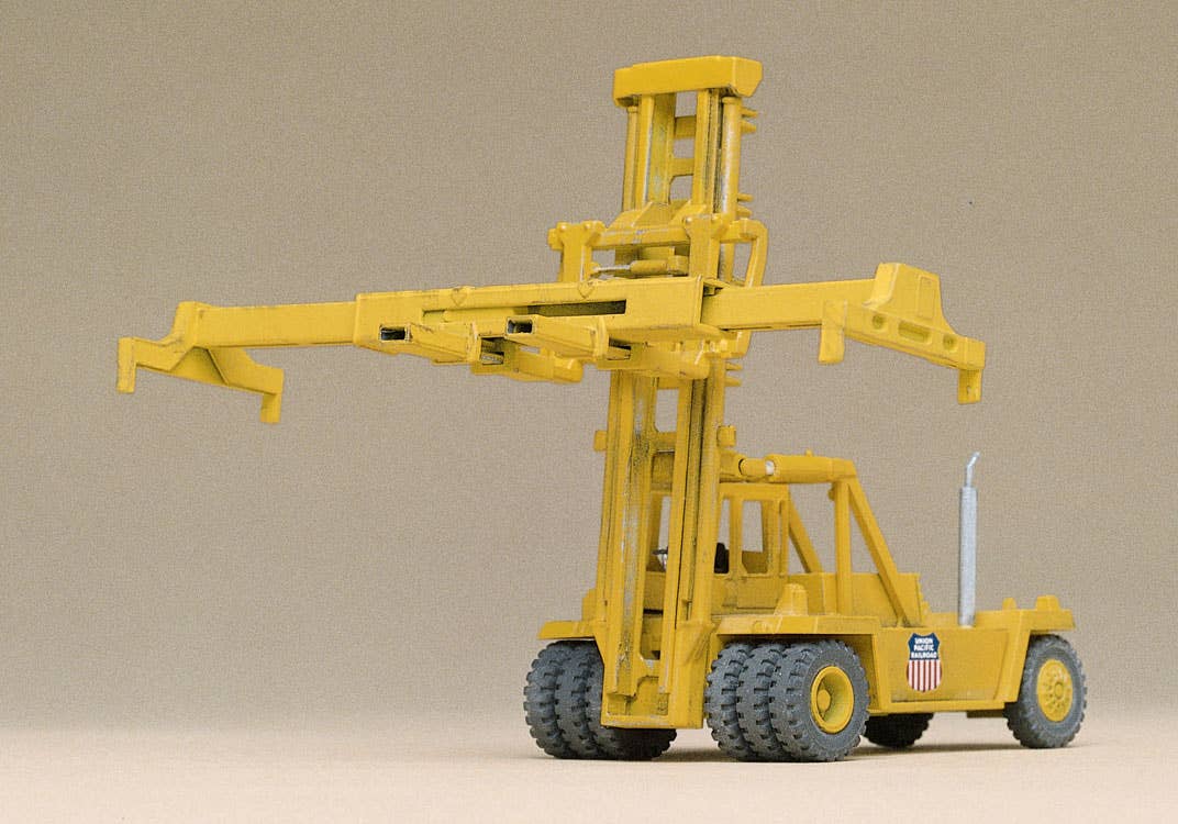 Walthers Cornerstone 3109 HO Scale Kalmar Intermodal Container Crane - Kit