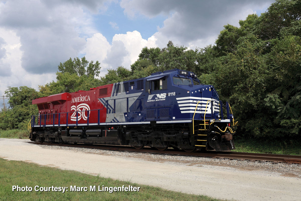 Walthers Mainline 29021122 HO Scale GE ES44AC Tier 3 Diesel, Norfolk Southern America250 "The Stars & Stripes" #8118 (DCC/Sound)