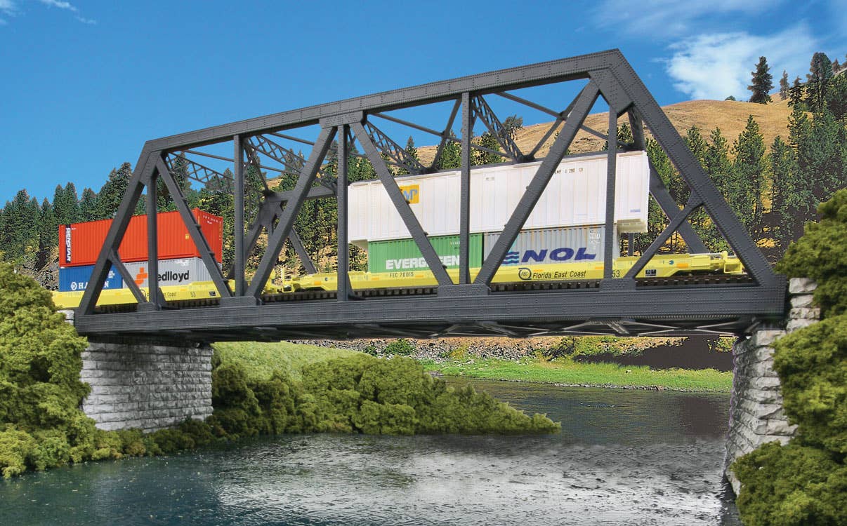 Walthers Cornerstone 4510 HO Scale Modernized Double-Track Railroad Truss Bridge - Kit - 15 x 5 x 4-1/2" 38.1 x 12.7 x 11.4cm