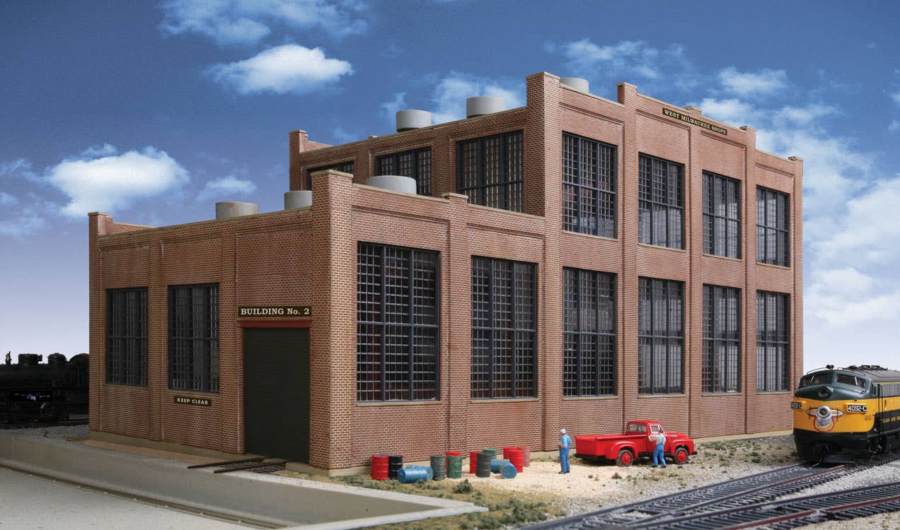 Walthers Cornerstone 2970 HO Scale Railroad Shop - Kit - 17-1/8 x 8-3/4 x 8-5/8" 43.4 x 22.2 x 22cm