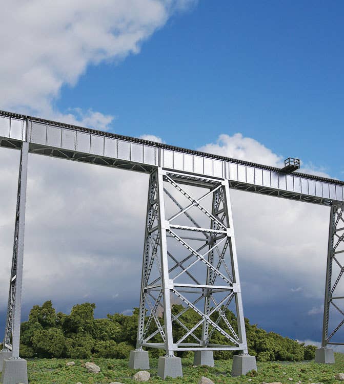Walthers Cornerstone 4554 HO Scale Steel Railroad Bridge Tower - Kit - 4-7/16 x 4-1/2 x 11" 11.3 x 11.4 x 27.9cm
