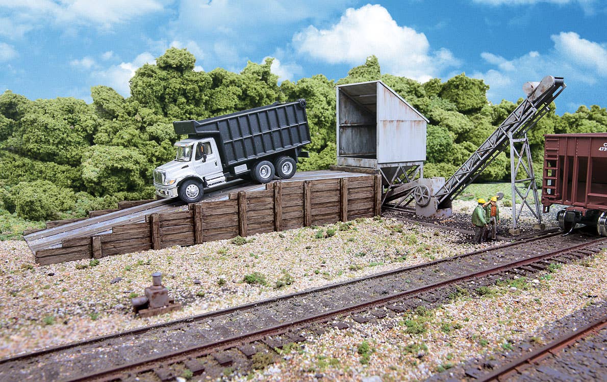 Walthers Cornerstone 4058 HO Scale Truck Dump - Kit