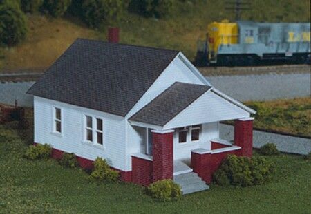 Rix Products 202 HO Scale Maxwell Avenue One-Story House with Front Porch Kit