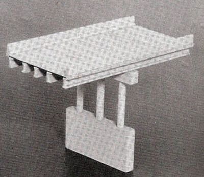 Rix Products 112 HO Scale Modern 50' Highway Overpass with Pier