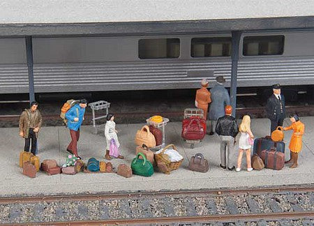 Walthers SceneMaster 4142 HO Scale Suitcases, Packs and Baggage Trolleys - 86-Piece Set (brown, black, gray, silver)