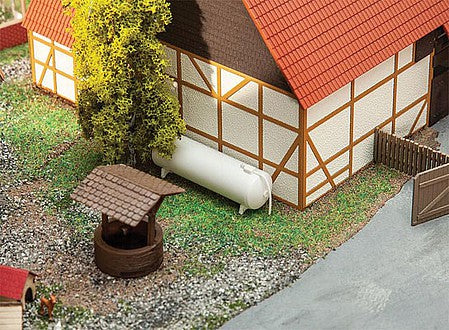 Walthers SceneMaster 4186 HO Scale Small Propane Tank - Kit