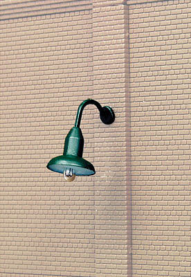 Walthers SceneMaster 4307 HO Scale Wall-Mounted Light pkg(3)